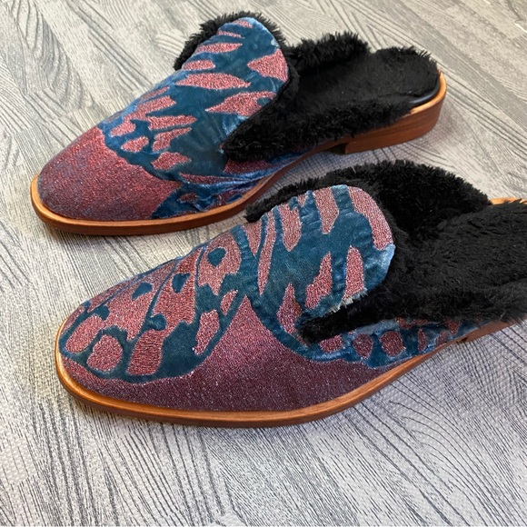 Free People Butterfly Effect Velvet Loafers - Picture 9 of 11